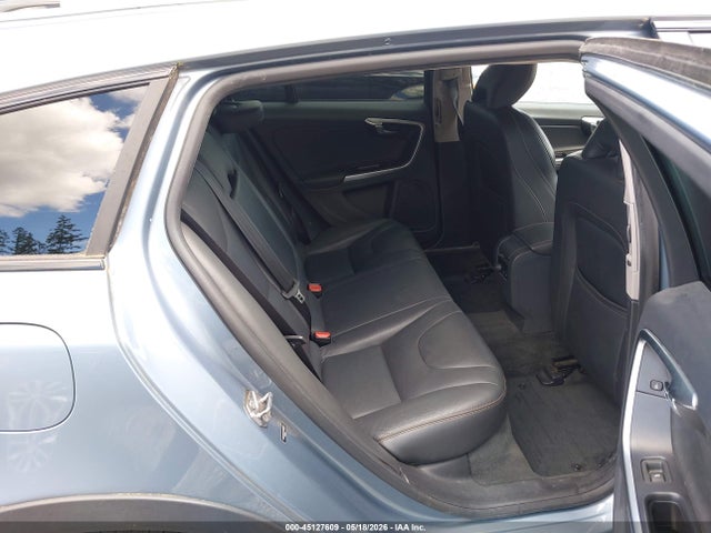 Продажа на аукционе авто 2017 Volvo V60 Cross Country T5, vin: YV440MWK3H1036947, номер лота: 45127609