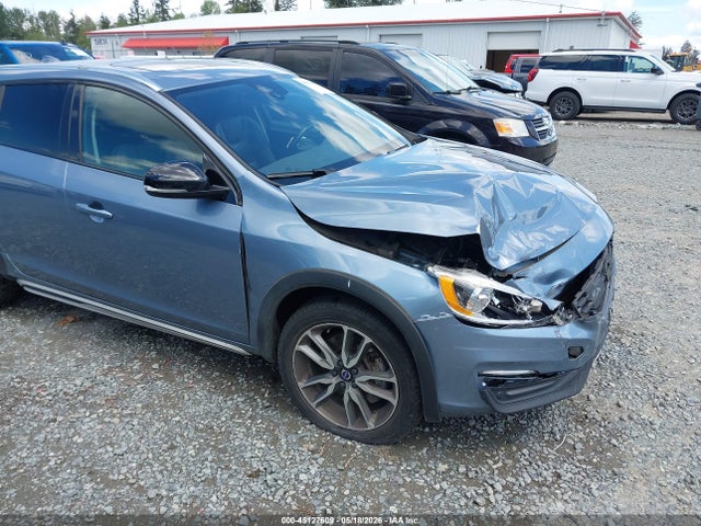Продажа на аукционе авто 2017 Volvo V60 Cross Country T5, vin: YV440MWK3H1036947, номер лота: 45127609