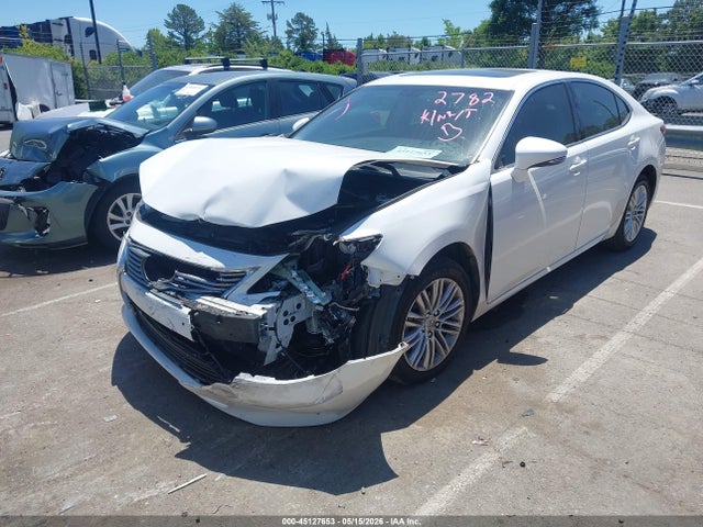 45127653 :رقم المزاد ، JTHBK1GGXF2182782 vin ، 2015 Lexus Es 350 مزاد بيع