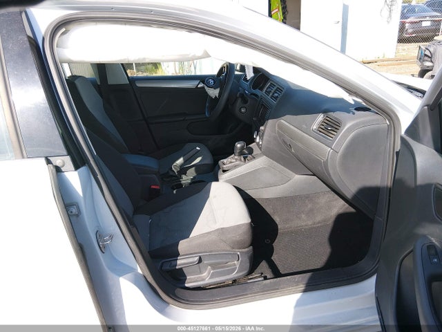 3VW2B7AJ5HM284962 Volkswagen Jetta 1.4t S