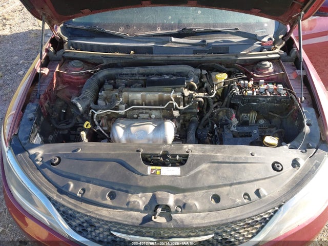 45127667 :رقم المزاد ، 1C3CCCAB7FN593636 vin ، 2015 Chrysler 200 Limited مزاد بيع
