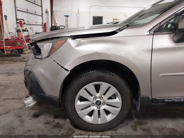 2018 Subaru Outback 2.5i Premium მანქანა იყიდება აუქციონზე, vin: 4S4BSAFC3J3316000, აუქციონის ნომერი: 45127703