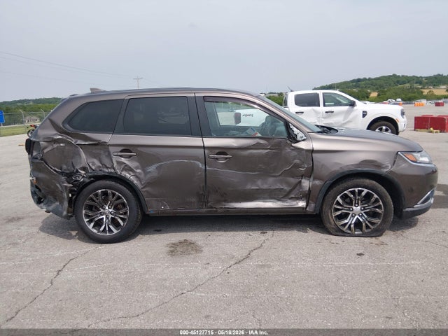 45127715 :رقم المزاد ، JA4AZ3A30HZ013434 vin ، 2017 Mitsubishi Outlander Se مزاد بيع