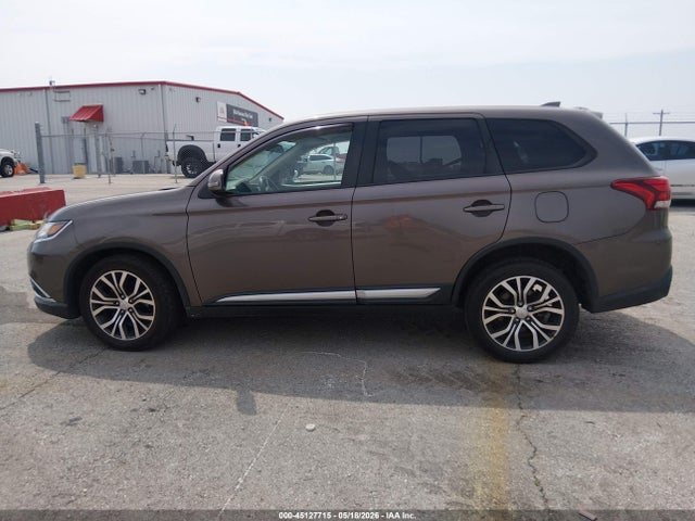 45127715 :رقم المزاد ، JA4AZ3A30HZ013434 vin ، 2017 Mitsubishi Outlander Se مزاد بيع