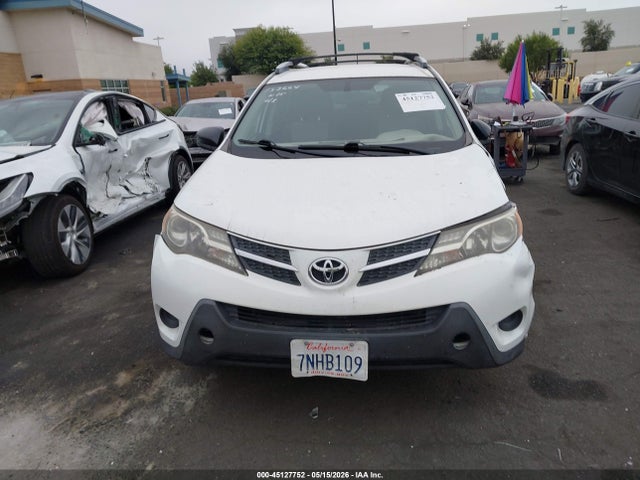 Aukcja sprzedaży 2015 Toyota Rav4 Le, vin: JTMZFREV4FJ053463, numer aukcji: 45127752
