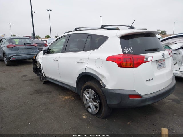 Aukcja sprzedaży 2015 Toyota Rav4 Le, vin: JTMZFREV4FJ053463, numer aukcji: 45127752