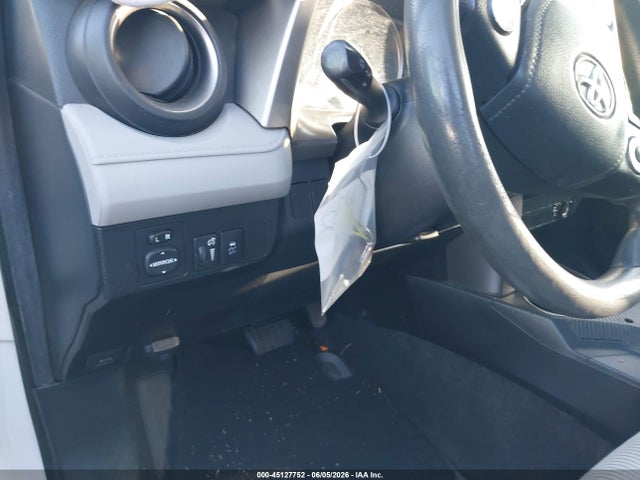Aukcja sprzedaży 2015 Toyota Rav4 Le, vin: JTMZFREV4FJ053463, numer aukcji: 45127752