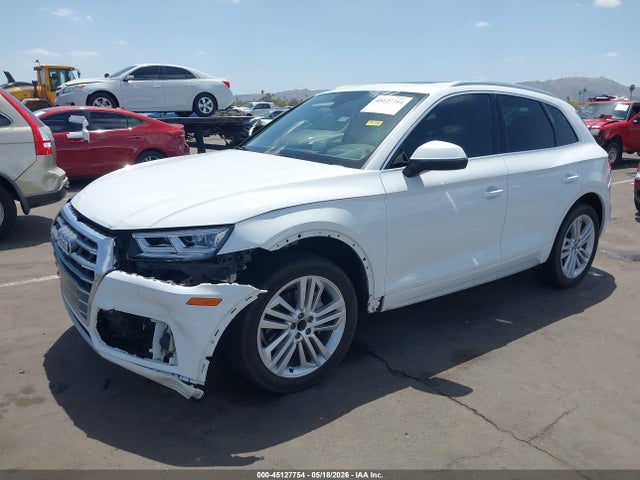 45127754 :رقم المزاد ، WA1CNAFY8J2215658 vin ، 2018 Audi Q5 2.0t Premium/2.0t Tech Premium مزاد بيع