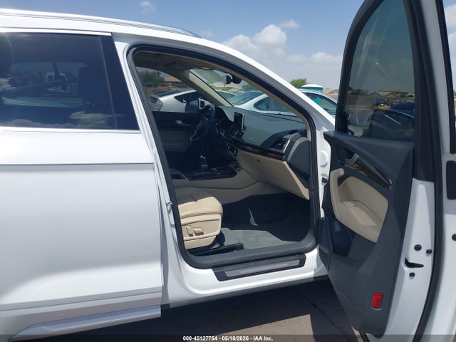 45127754 :رقم المزاد ، WA1CNAFY8J2215658 vin ، 2018 Audi Q5 2.0t Premium/2.0t Tech Premium مزاد بيع