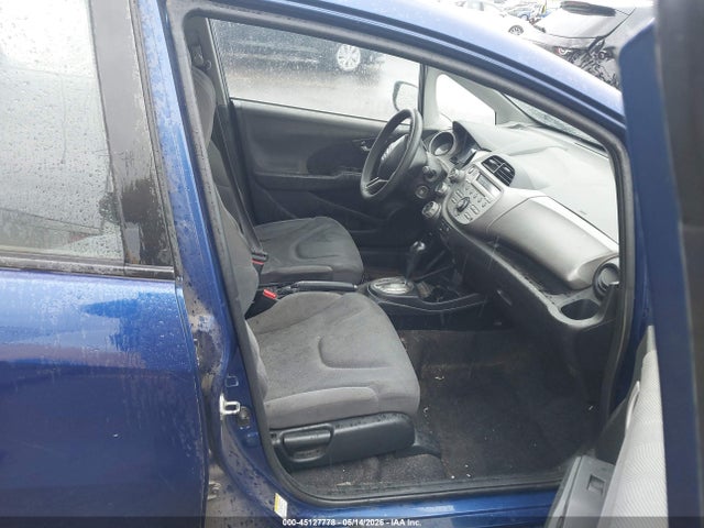 45127778 :رقم المزاد ، JHMGE8H2XAS019504 vin ، 2010 Honda Fit مزاد بيع