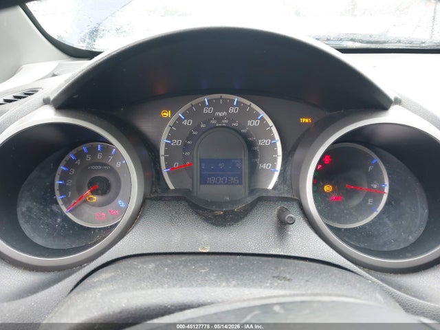 45127778 :رقم المزاد ، JHMGE8H2XAS019504 vin ، 2010 Honda Fit مزاد بيع
