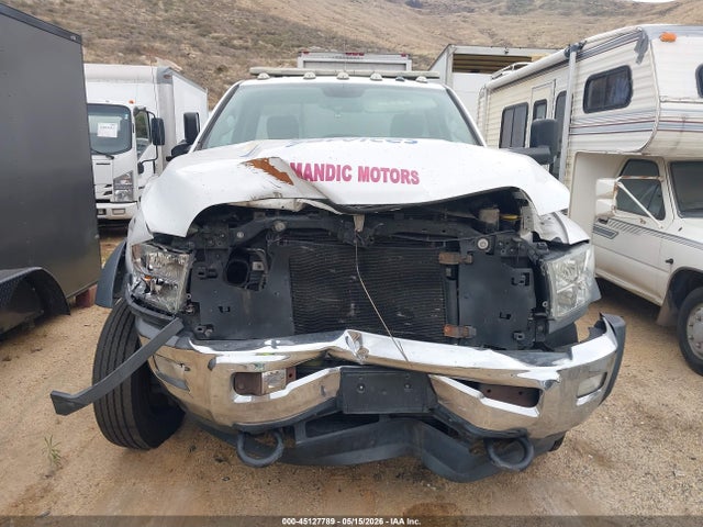 45127789 :رقم المزاد ، 3C7WRMDL1JG375617 vin ، 2018 Ram 5500 Chassis Tradesman/slt مزاد بيع