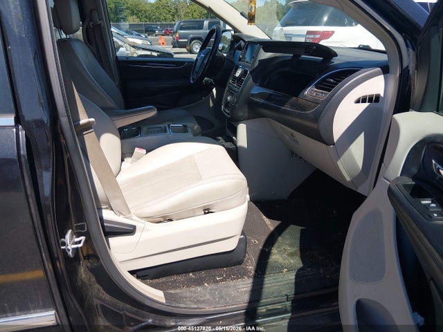 45127820 :رقم المزاد ، 2C4RC1BG7DR556283 vin ، 2013 Chrysler Town & Country Touring مزاد بيع