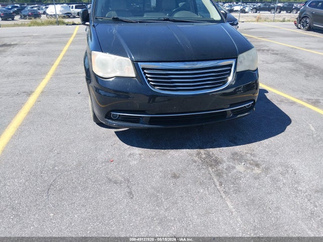 45127820 :رقم المزاد ، 2C4RC1BG7DR556283 vin ، 2013 Chrysler Town & Country Touring مزاد بيع