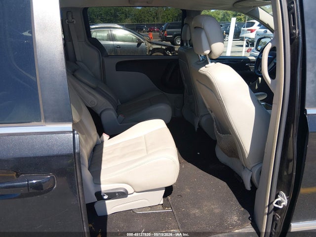 45127820 :رقم المزاد ، 2C4RC1BG7DR556283 vin ، 2013 Chrysler Town & Country Touring مزاد بيع