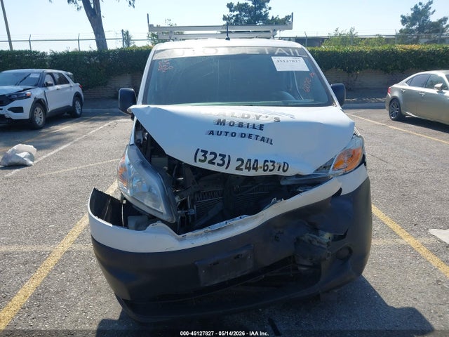 45127827 :رقم المزاد ، 3N6CM0KN5FK736070 vin ، 2015 Nissan Nv200 S مزاد بيع