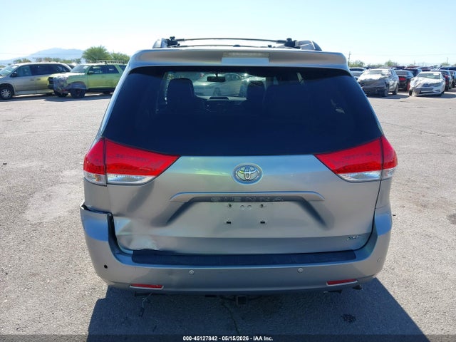 5TDYK3DCXES417648 Toyota Sienna Xle V6 8 Passenger