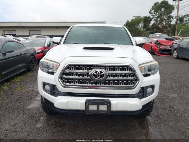 2017 Toyota Tacoma Sr5 V6 მანქანა იყიდება აუქციონზე, vin: 3TMAZ5CN0HM035080, აუქციონის ნომერი: 45127870