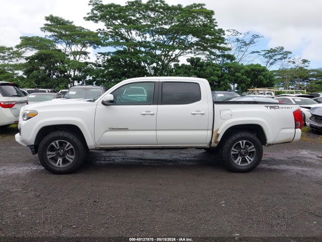 2017 Toyota Tacoma Sr5 V6 მანქანა იყიდება აუქციონზე, vin: 3TMAZ5CN0HM035080, აუქციონის ნომერი: 45127870