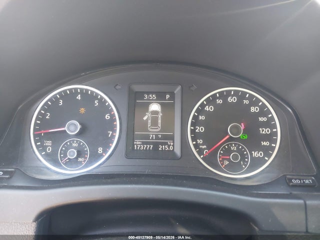 Aukcja sprzedaży 2011 Volkswagen Tiguan Se, vin: WVGBV7AX4BW566379, numer aukcji: 45127909
