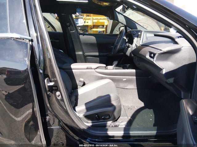 Продажа на аукционе авто 2025 Lexus Ux 300h F Sport Design, vin: JTHYBJAH0S2002781, номер лота: 45127910