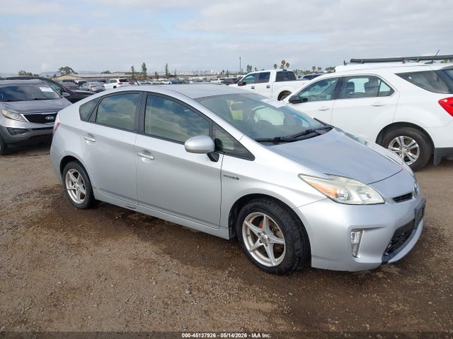 Продажа на аукционе авто 2015 Toyota Prius Three, vin: JTDKN3DU8F0395773, номер лота: 45127926