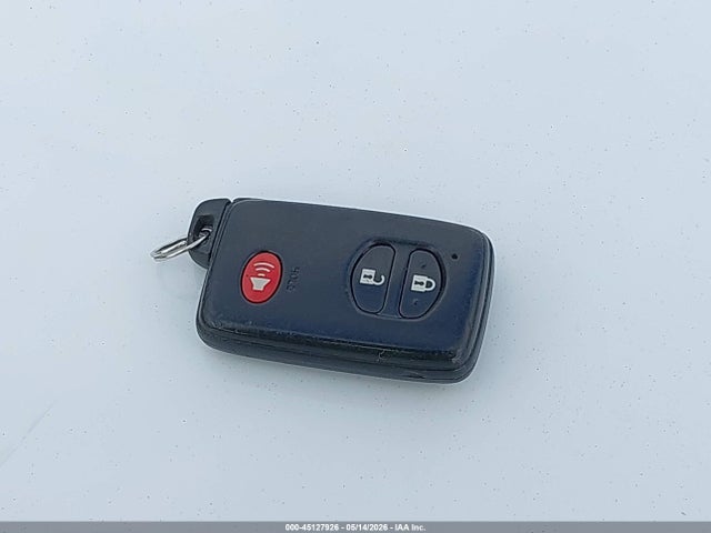 Toyota Prius Three 2015 JTDKN3DU8F0395773 Image 11