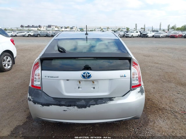 Toyota Prius Three 2015 JTDKN3DU8F0395773 Image 16
