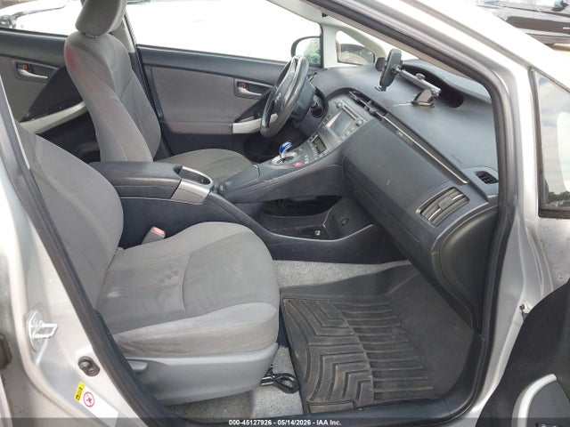 Toyota Prius Three 2015 JTDKN3DU8F0395773 Image 5