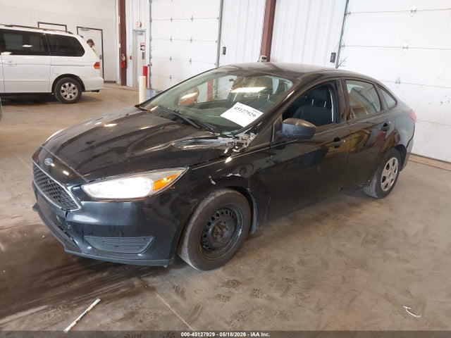 2018 Ford Focus S მანქანა იყიდება აუქციონზე, vin: 1FADP3E28JL268647, აუქციონის ნომერი: 45127929