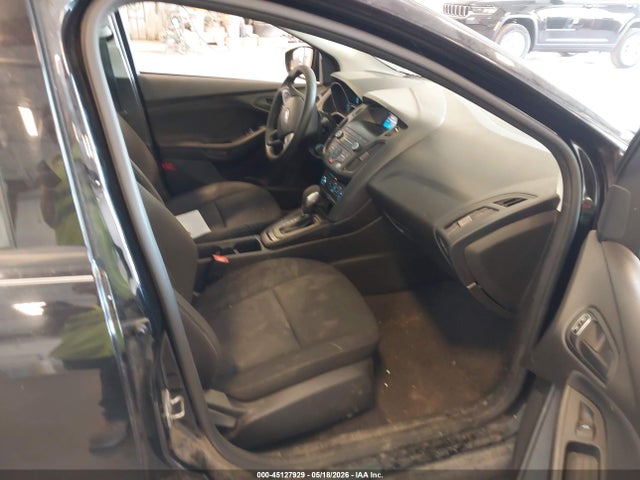 2018 Ford Focus S მანქანა იყიდება აუქციონზე, vin: 1FADP3E28JL268647, აუქციონის ნომერი: 45127929