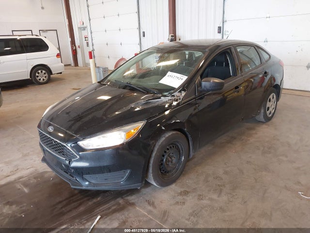 2018 Ford Focus S მანქანა იყიდება აუქციონზე, vin: 1FADP3E28JL268647, აუქციონის ნომერი: 45127929
