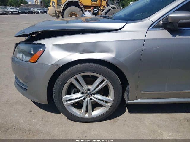 Aukcja sprzedaży 2014 Volkswagen Passat 2.0l Tdi Sel Premium, vin: 1VWCN7A39EC062483, numer aukcji: 45127984