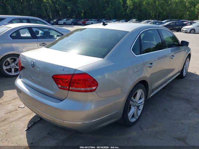 Aukcja sprzedaży 2014 Volkswagen Passat 2.0l Tdi Sel Premium, vin: 1VWCN7A39EC062483, numer aukcji: 45127984
