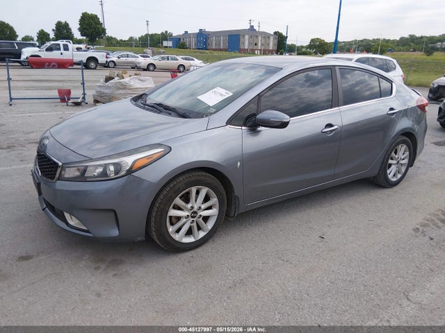 45127997 :رقم المزاد ، 3KPFL4A79HE037877 vin ، 2017 Kia Forte S مزاد بيع