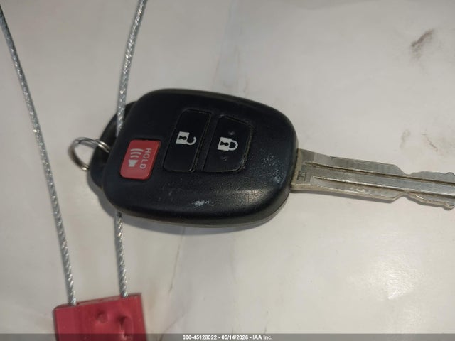 Продаж на аукціоні авто 2018 Toyota Rav4 Le, vin: JTMBFREV5JJ216342, номер лоту: 45128022