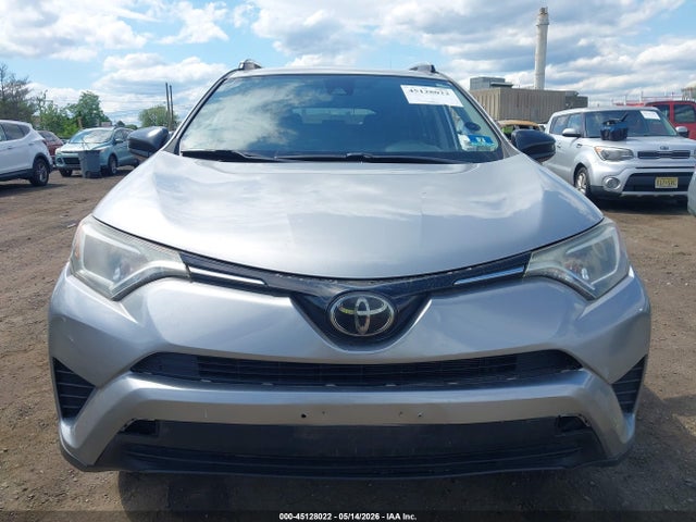Продаж на аукціоні авто 2018 Toyota Rav4 Le, vin: JTMBFREV5JJ216342, номер лоту: 45128022