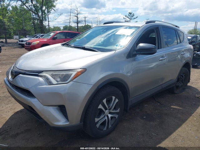 Продаж на аукціоні авто 2018 Toyota Rav4 Le, vin: JTMBFREV5JJ216342, номер лоту: 45128022