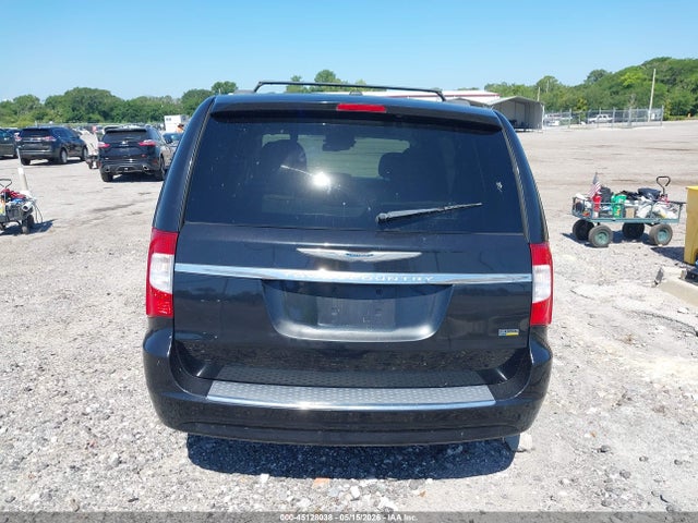 2016 Chrysler Town & Country Touring მანქანა იყიდება აუქციონზე, vin: 2C4RC1BG1GR295303, აუქციონის ნომერი: 45128038