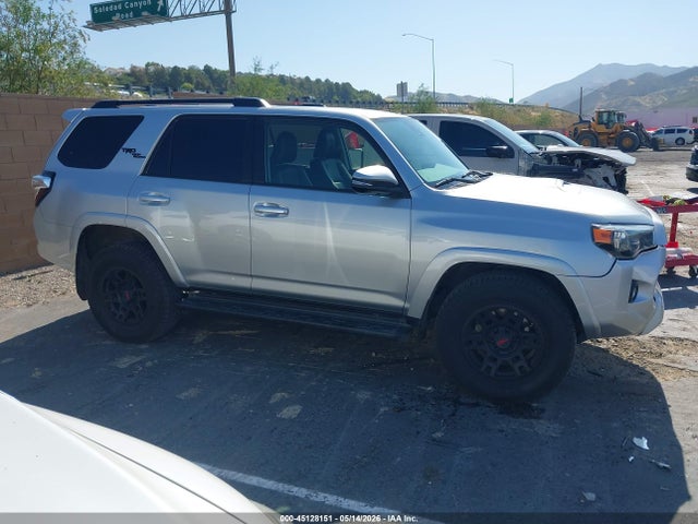 45128151 :رقم المزاد ، JTERU5JR1M5963385 vin ، 2021 Toyota 4runner Trd Off Road Premium مزاد بيع