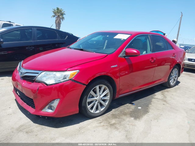 45128153 :رقم المزاد ، 4T1BD1FK9DU074426 vin ، 2013 Toyota Camry Hybrid Xle مزاد بيع