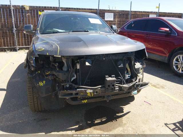1C4RJFDJXFC913768 Jeep Grand Cherokee Srt