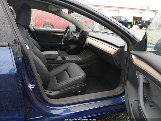 Tesla Model 3 Rear-wheel Drive 2023 5YJ3E1EAXPF623949 Image 10
