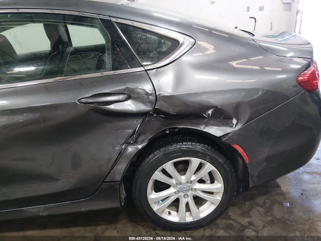 Продаж на аукціоні авто 2016 Chrysler 200 Limited Platinum, vin: 1C3CCCAB4GN182681, номер лоту: 45128236