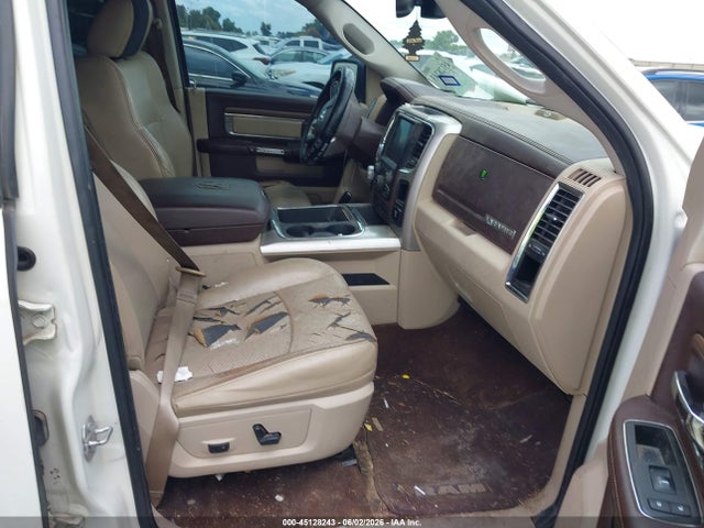 45128243 :رقم المزاد ، 1C6RR6NT2HS763373 vin ، 2017 Ram 1500 Laramie  4x2 5'7 Box مزاد بيع