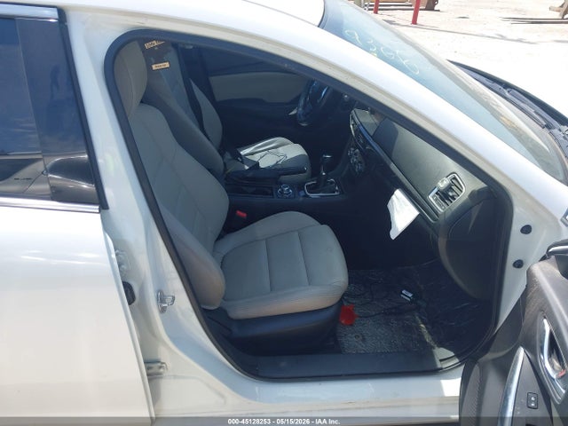 Aukcja sprzedaży 2015 Mazda Mazda6 I Touring, vin: JM1GJ1V56F1199306, numer aukcji: 45128253