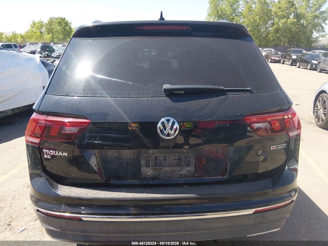2021 Volkswagen Tiguan 2.0t Se/2.0t Se R-line Black/2.0t Sel მანქანა იყიდება აუქციონზე, vin: 3VV2B7AX1MM135242, აუქციონის ნომერი: 45128324