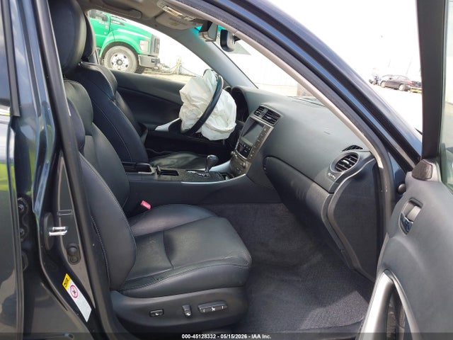 45128332 :رقم المزاد ، JTHBF5C25A5117240 vin ، 2010 Lexus Is 250 مزاد بيع
