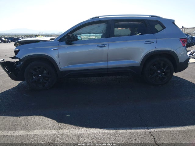 3VVPX7B28NM009536 Volkswagen Taos 1.5t Se