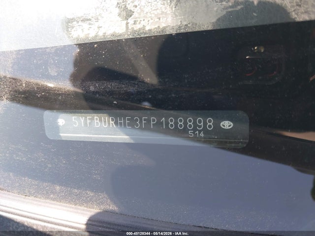 2015 Toyota Corolla Le მანქანა იყიდება აუქციონზე, vin: 5YFBURHE3FP188898, აუქციონის ნომერი: 45128344